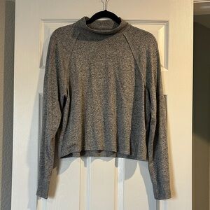 Abercrombie & Fitch Heather Gray Knit Pullover